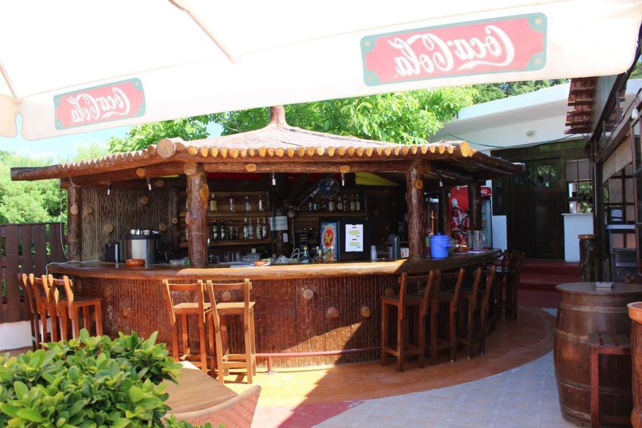 Hotel Asteria Ágios Kírykos Exterior foto
