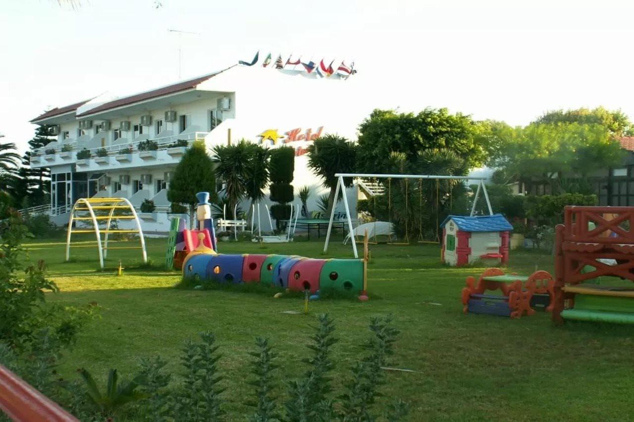 Hotel Asteria Ágios Kírykos Exterior foto