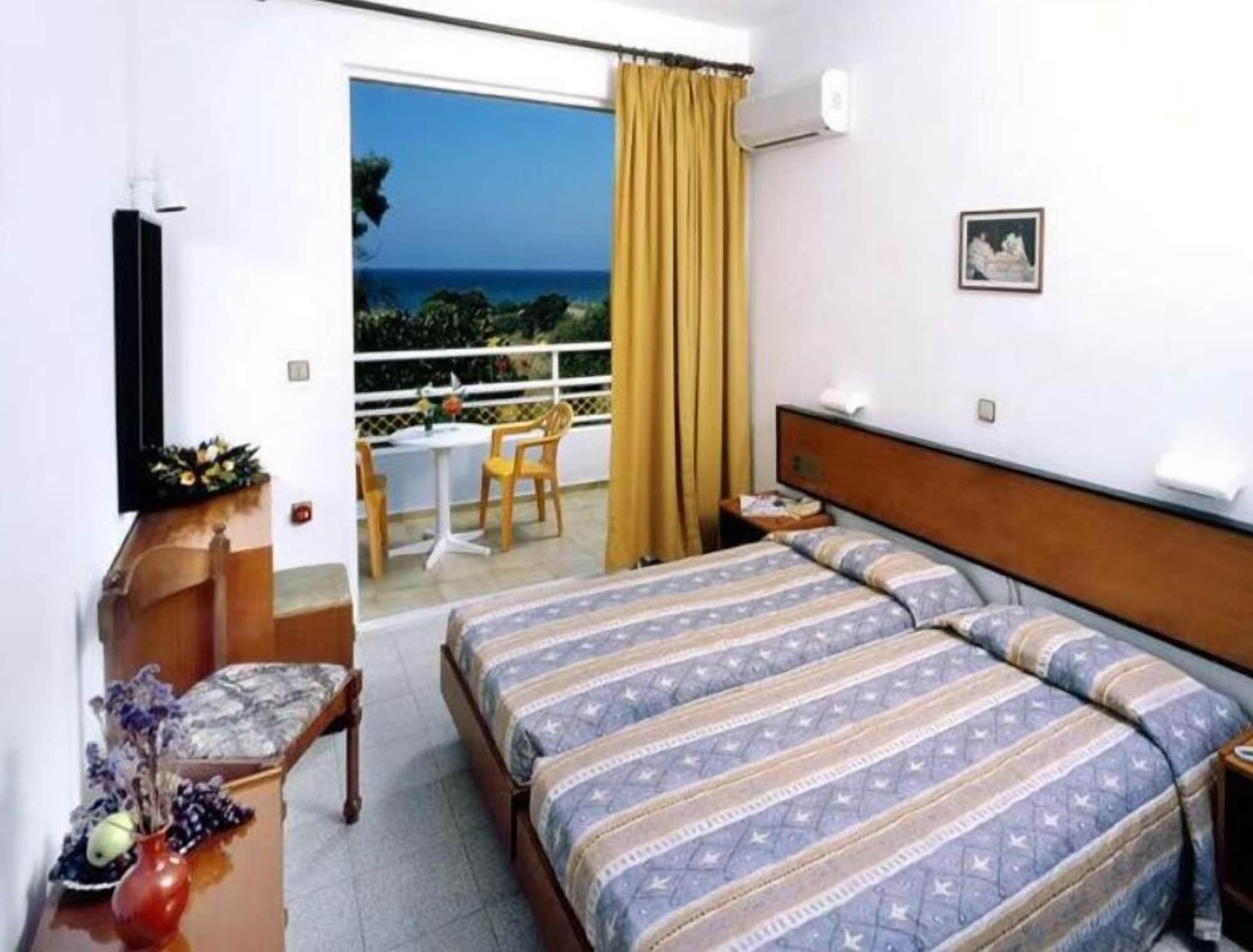 Hotel Asteria Ágios Kírykos Exterior foto