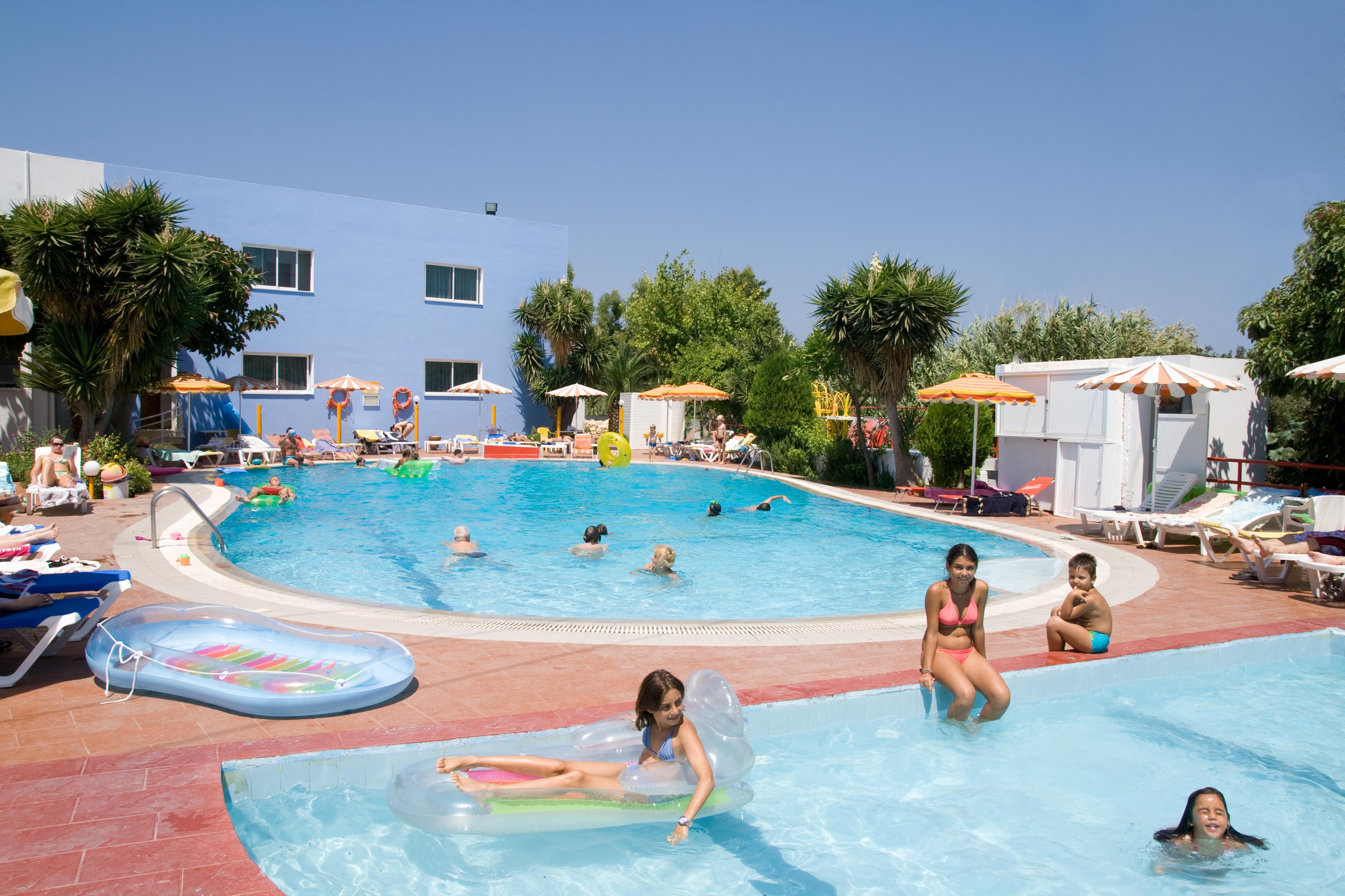 Hotel Asteria Ágios Kírykos Exterior foto